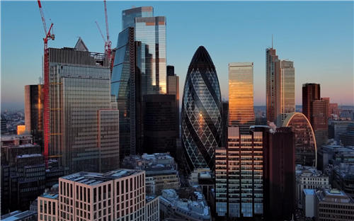 摩根大通预计伦敦金融城的写字楼价值将下跌20%