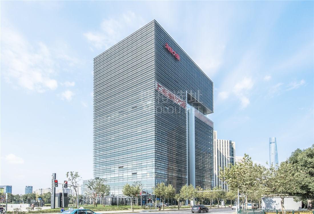 上海海航大厦206平米办公室出租