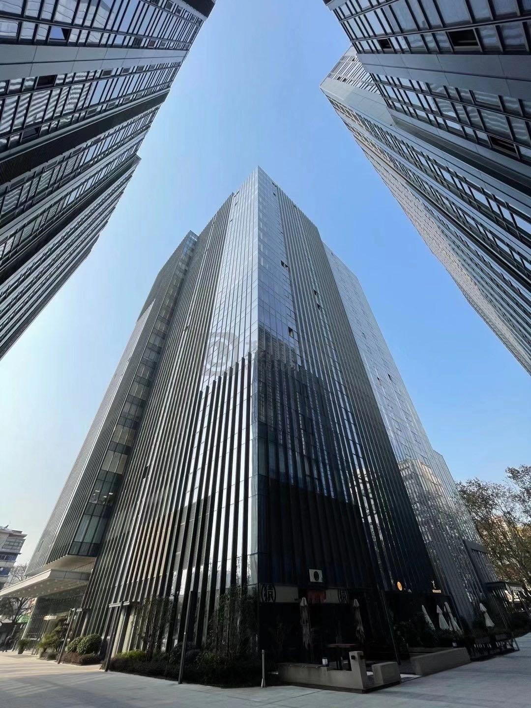平安金融中心130平米办公室出租